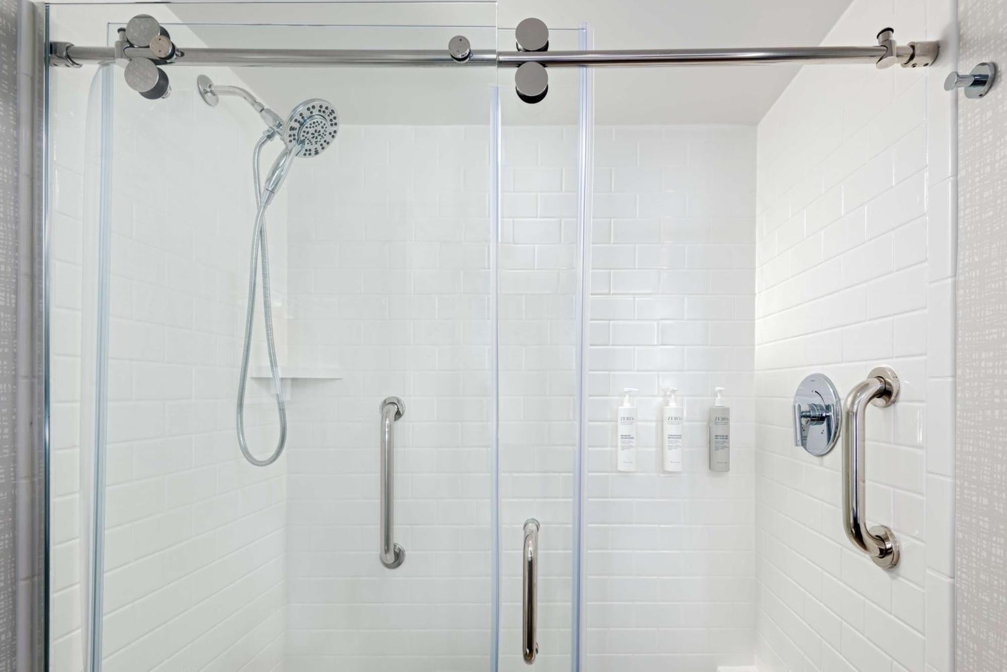 Hampton Inn & Suites Cleveland-Beachwood Dış mekan fotoğraf