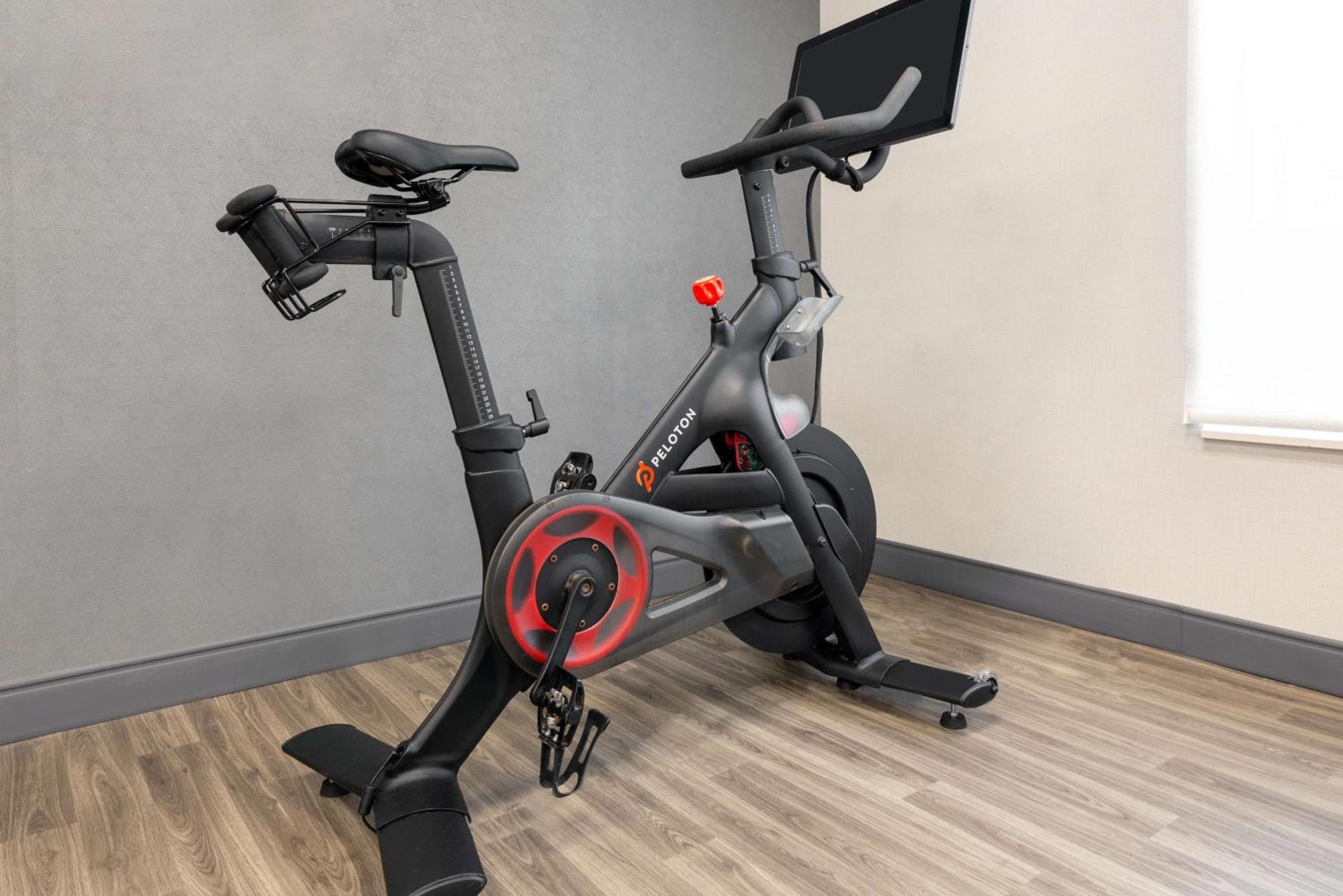 Hampton Inn & Suites Cleveland-Beachwood Dış mekan fotoğraf